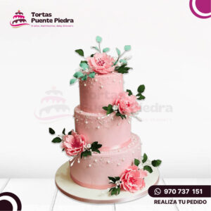 Torta 15 Años 3 pisos Chantilly